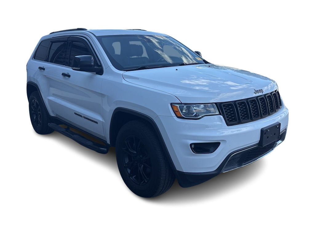 Thumbnail: 2019 Jeep Grand Cherokee - 20
