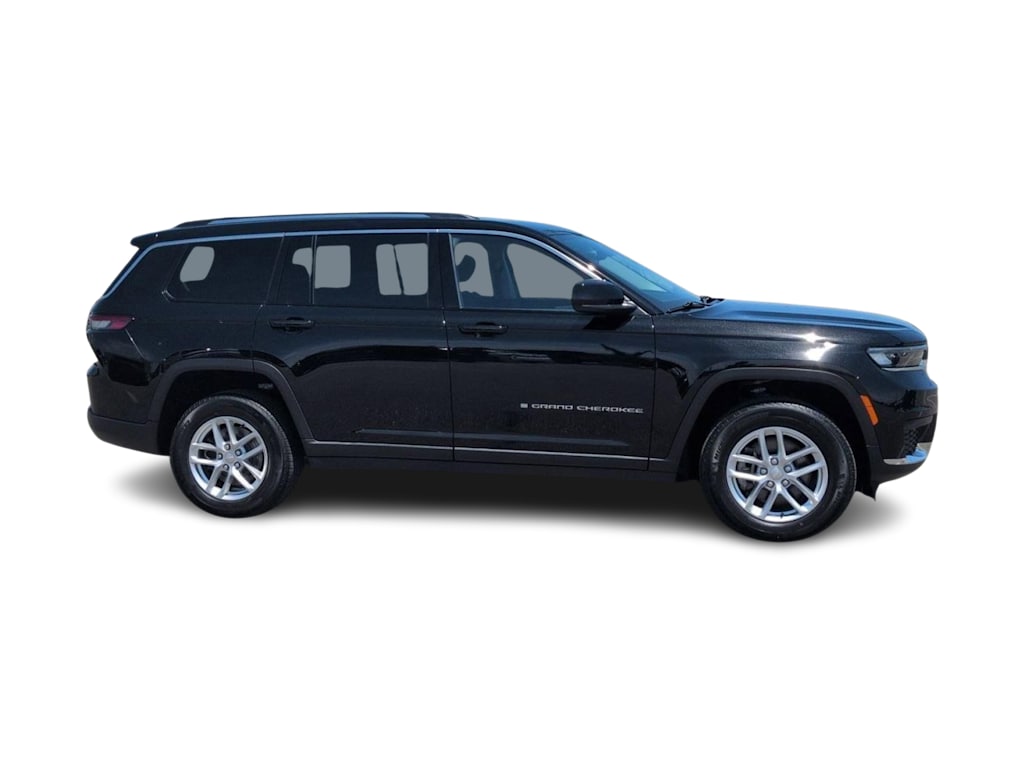 Thumbnail: 2023 Jeep Grand Cherokee L - 22