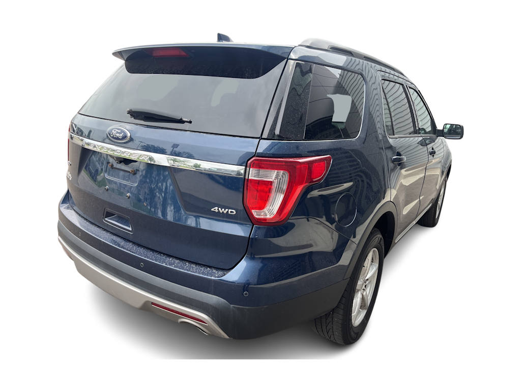 Thumbnail: 2017 Ford Explorer - 8