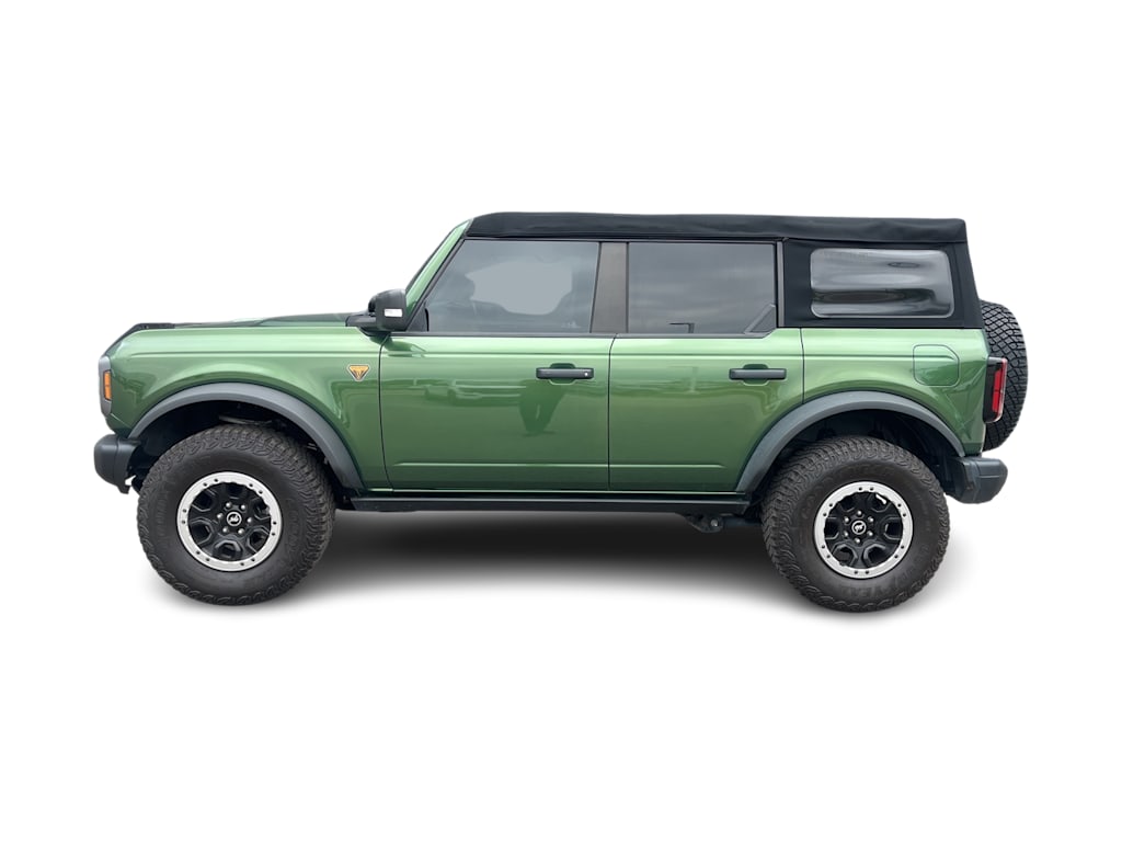 Thumbnail: 2022 Ford Bronco - 2