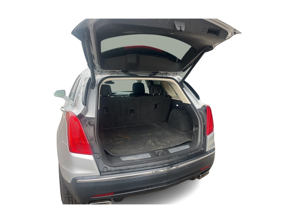Thumbnail: 2017 Cadillac XT5 - 11