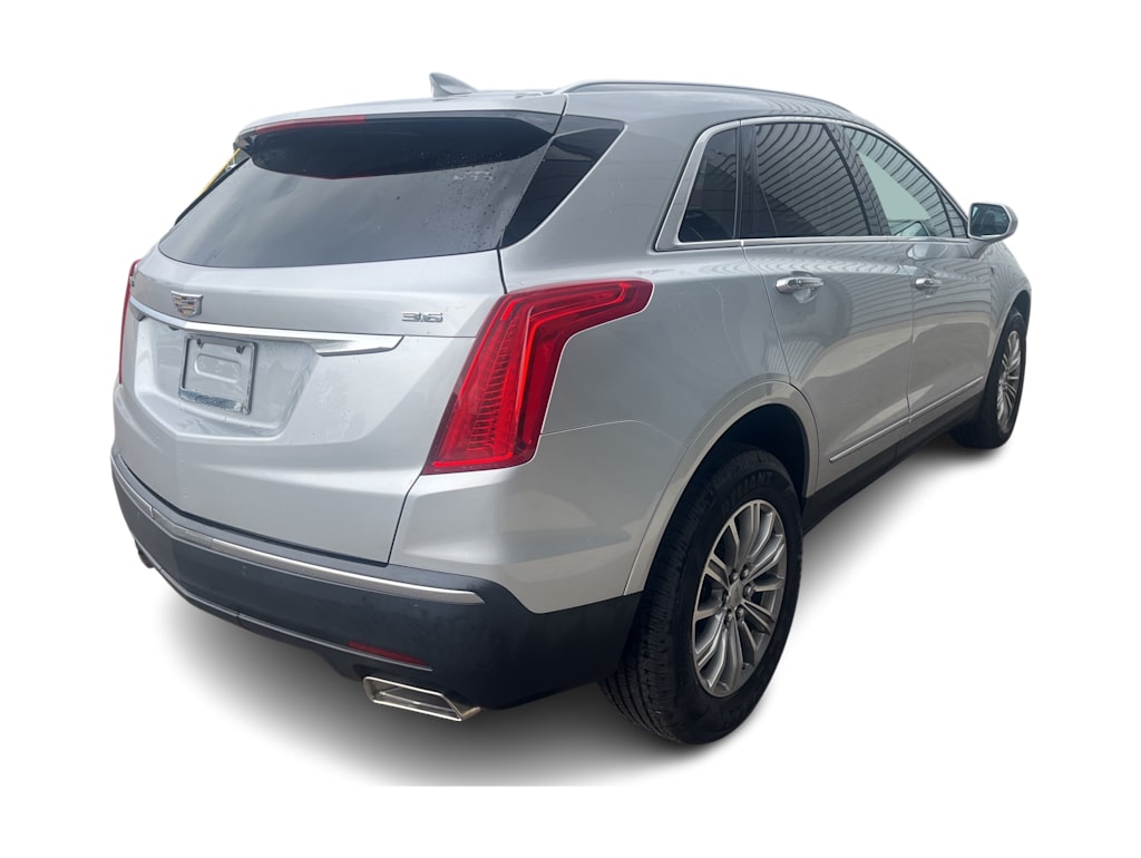 Thumbnail: 2017 Cadillac XT5 - 15