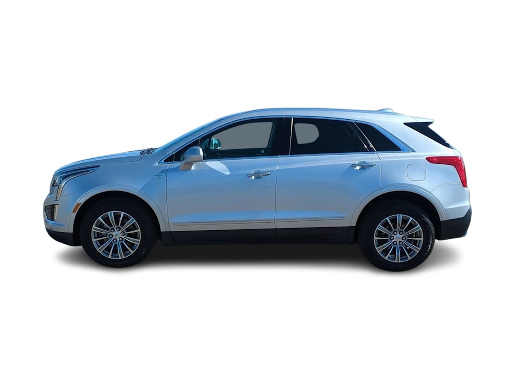 Thumbnail: 2017 Cadillac XT5 - 3