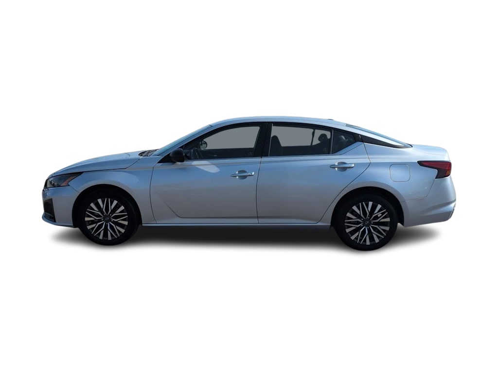 Thumbnail: 2024 Nissan Altima - 3