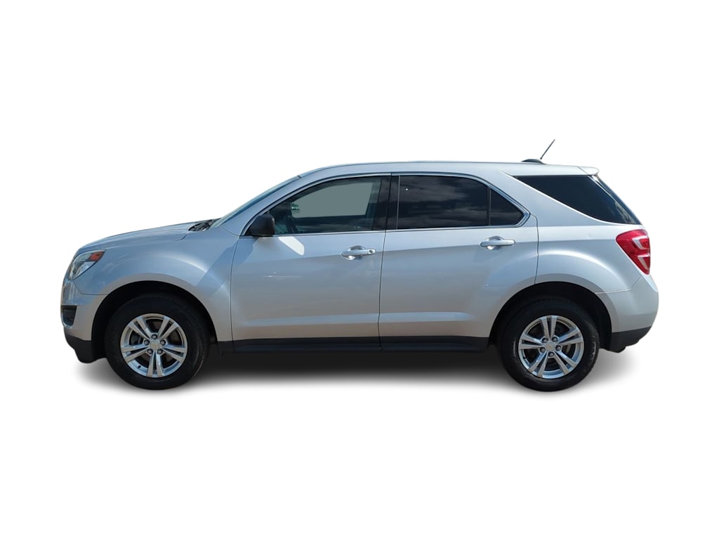 Thumbnail: 2017 Chevrolet Equinox - 3