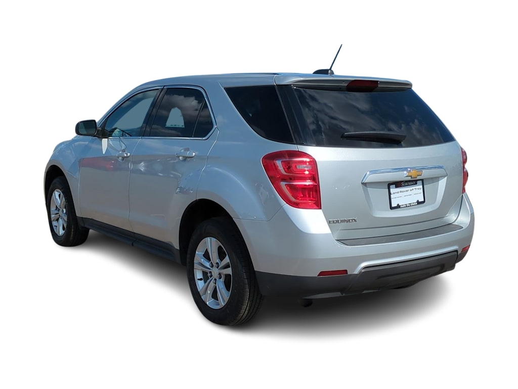 Thumbnail: 2017 Chevrolet Equinox - 4