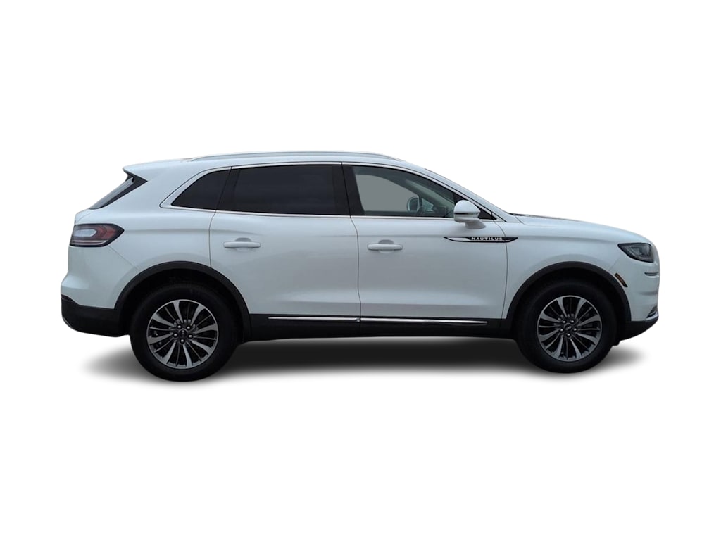 Thumbnail: 2023 Lincoln Nautilus - 20