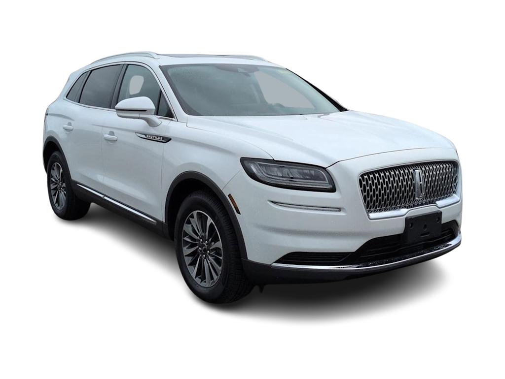 Thumbnail: 2023 Lincoln Nautilus - 21