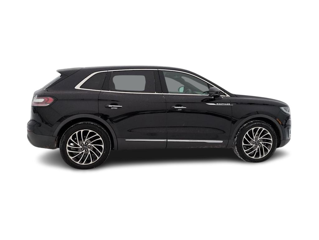Thumbnail: 2019 Lincoln Nautilus - 21
