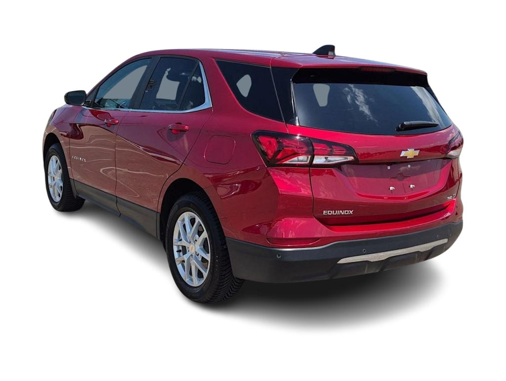 Thumbnail: 2022 Chevrolet Equinox - 4