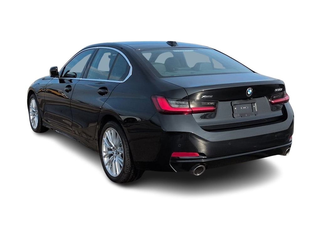 Thumbnail: 2024 BMW 3 Series - 4