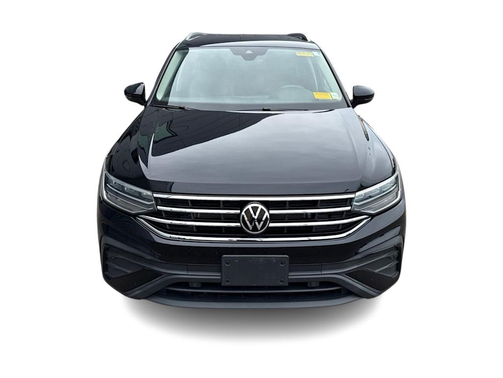 Thumbnail: 2023 Volkswagen Tiguan - 6