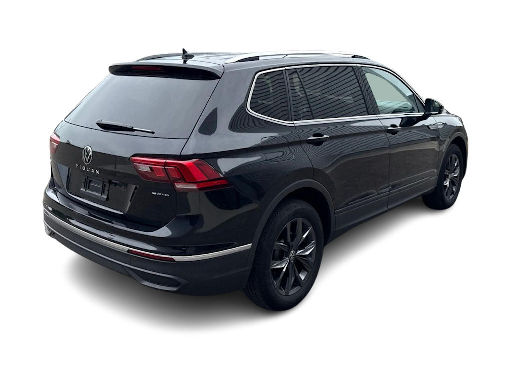 Thumbnail: 2023 Volkswagen Tiguan - 10
