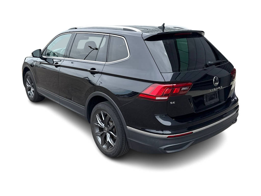 Thumbnail: 2023 Volkswagen Tiguan - 4
