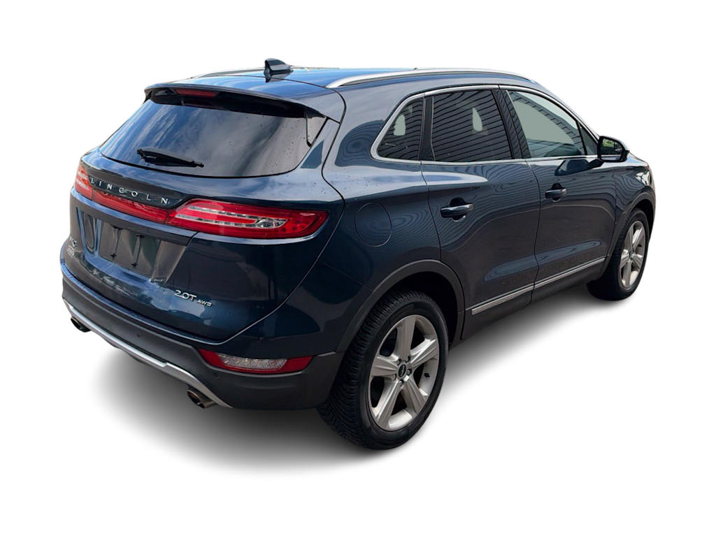 Thumbnail: 2017 Lincoln MKC - 10