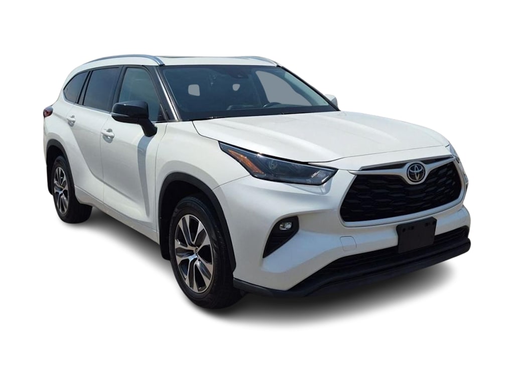 Thumbnail: 2021 Toyota Highlander - 22