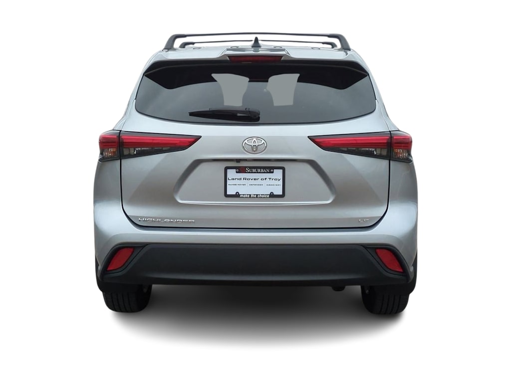 Thumbnail: 2023 Toyota Highlander - 5
