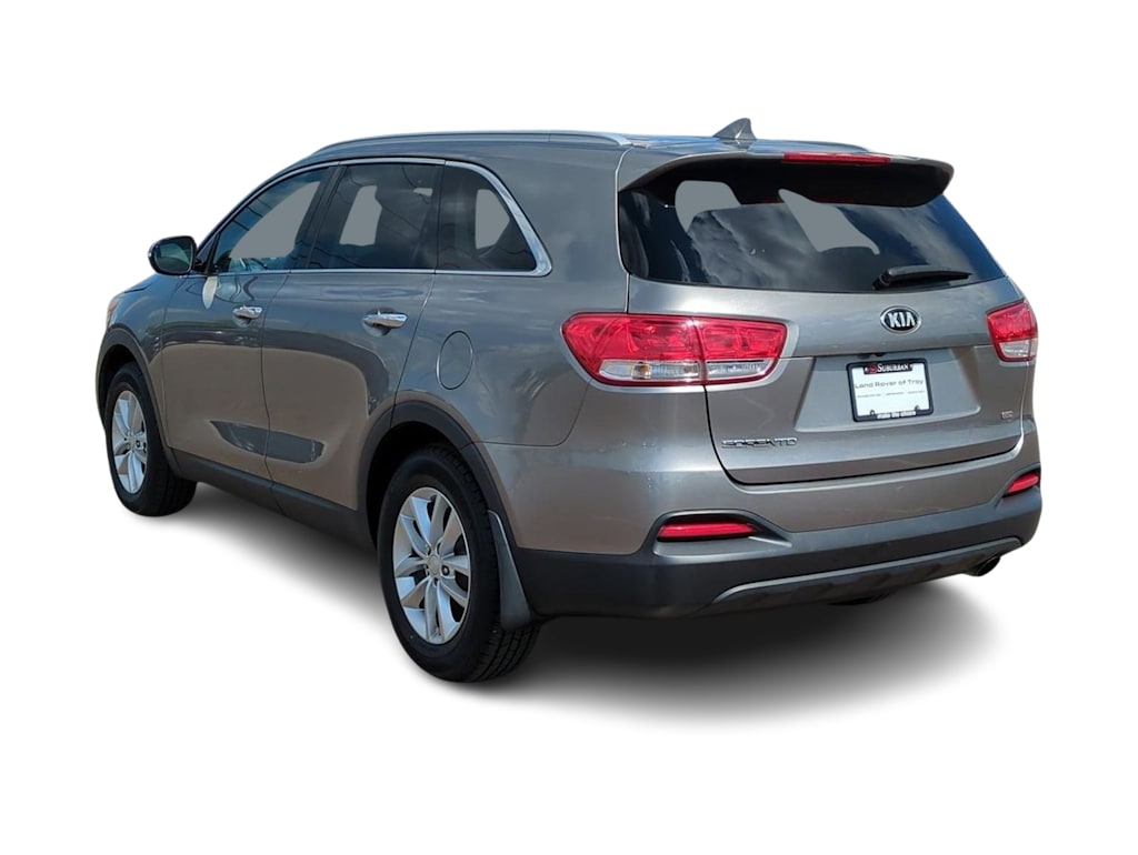 Thumbnail: 2018 Kia Sorento - 4