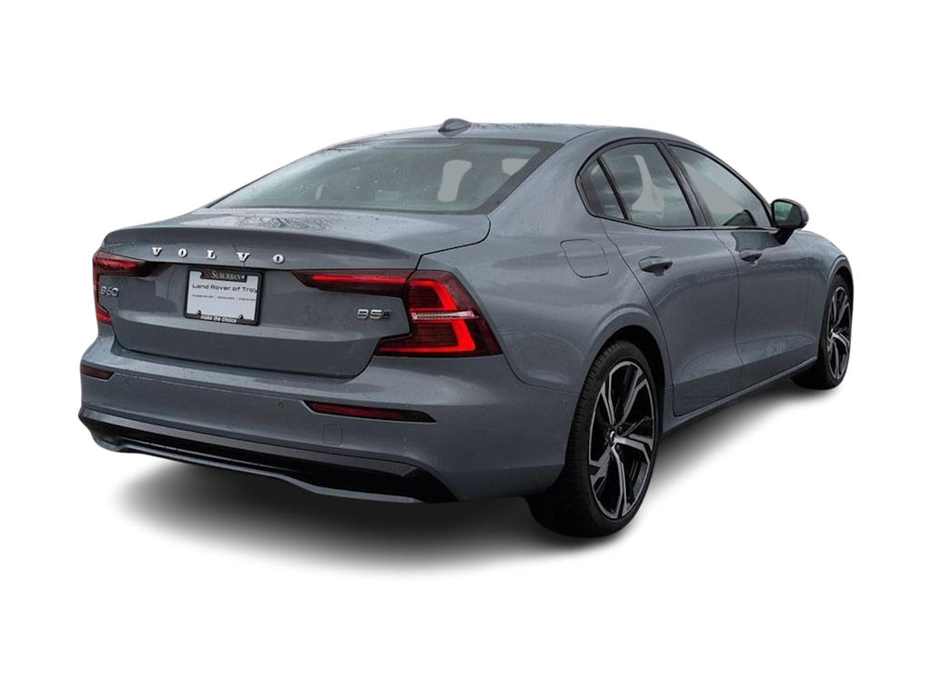Thumbnail: 2024 Volvo S60 - 21