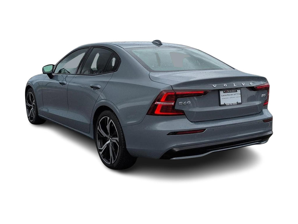 Thumbnail: 2024 Volvo S60 - 4