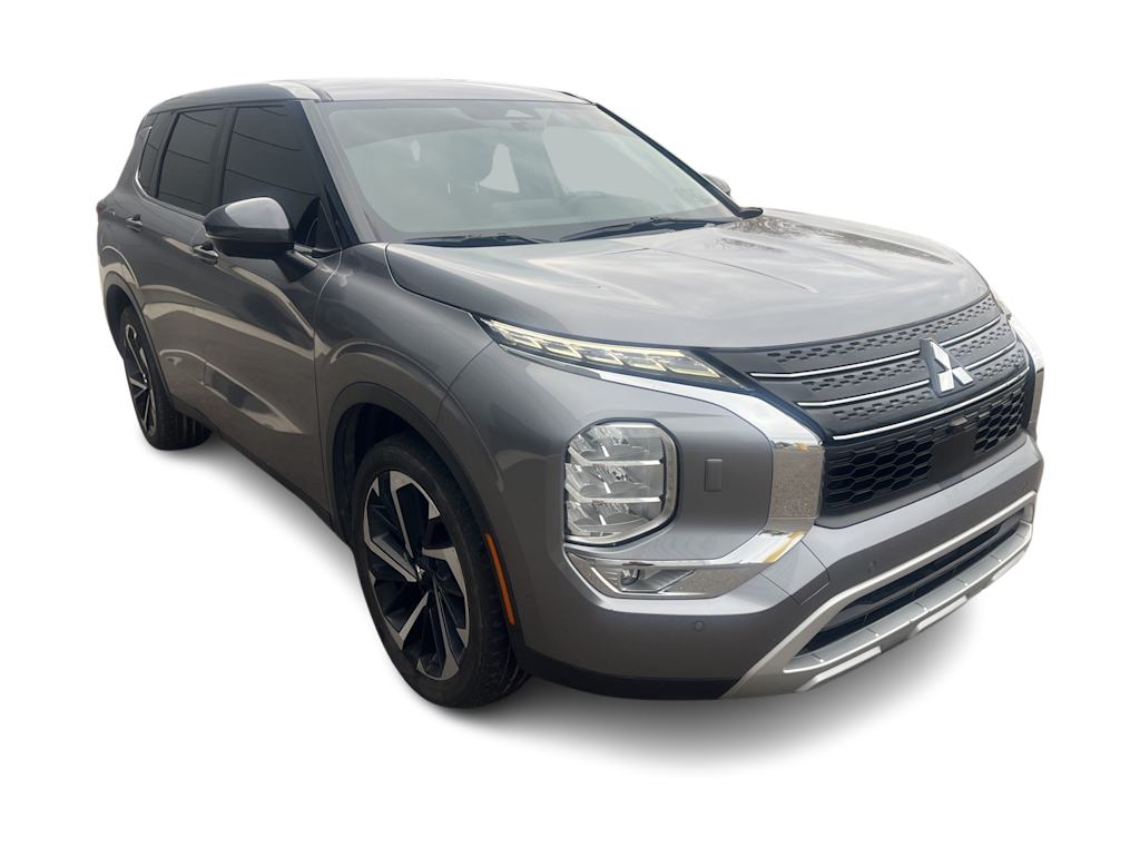 Thumbnail: 2022 Mitsubishi Outlander - 16