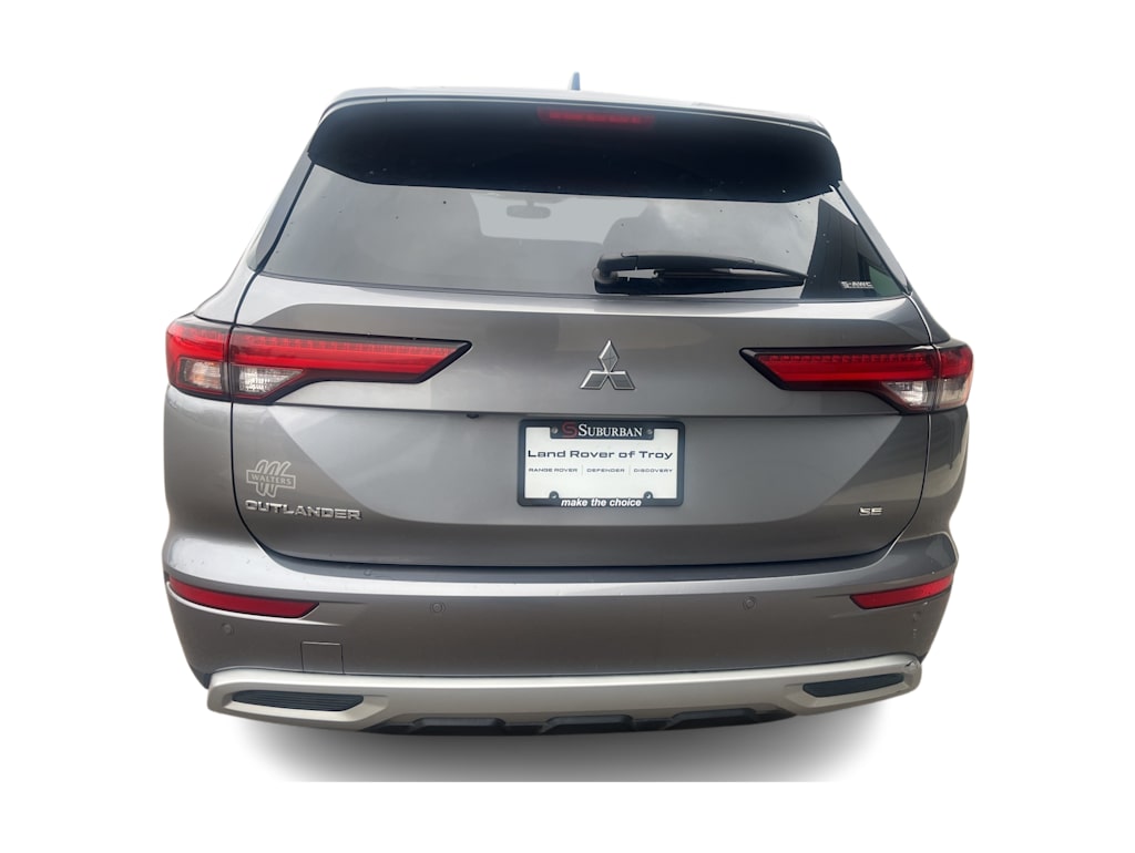 Thumbnail: 2022 Mitsubishi Outlander - 4