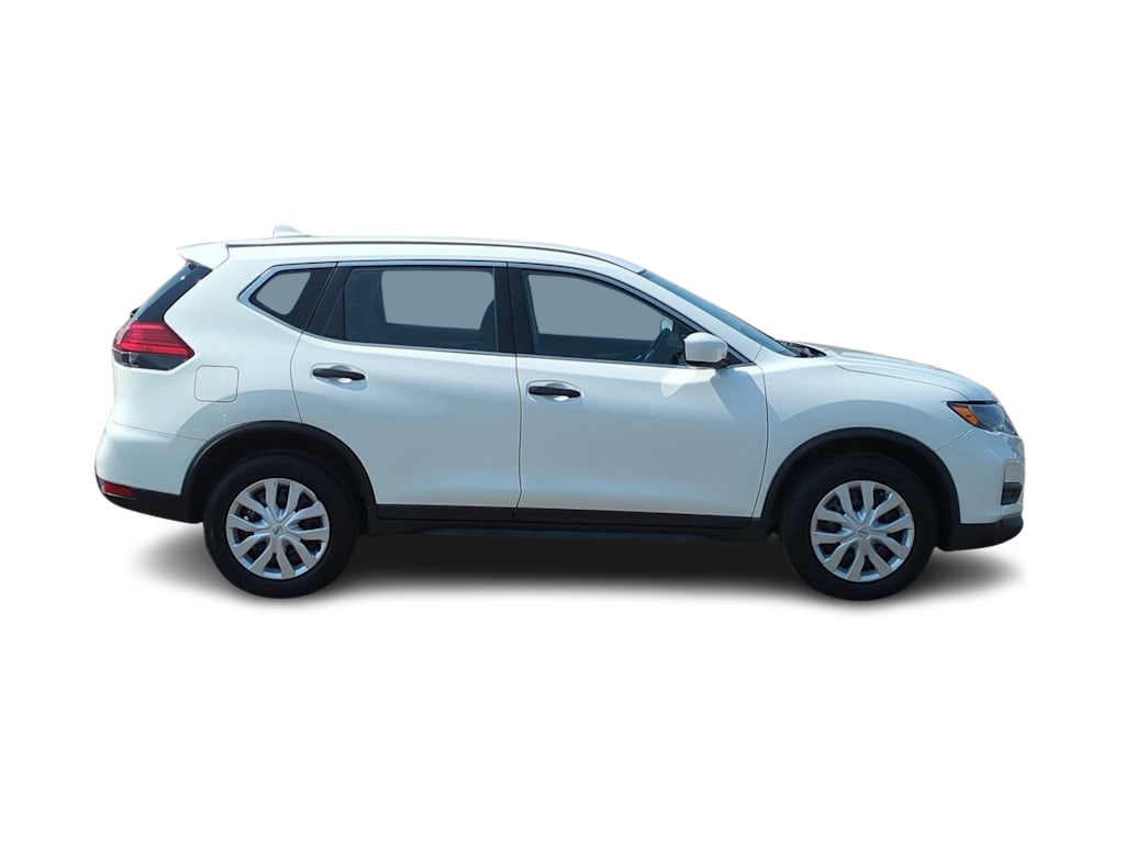 Thumbnail: 2017 Nissan Rogue - 21