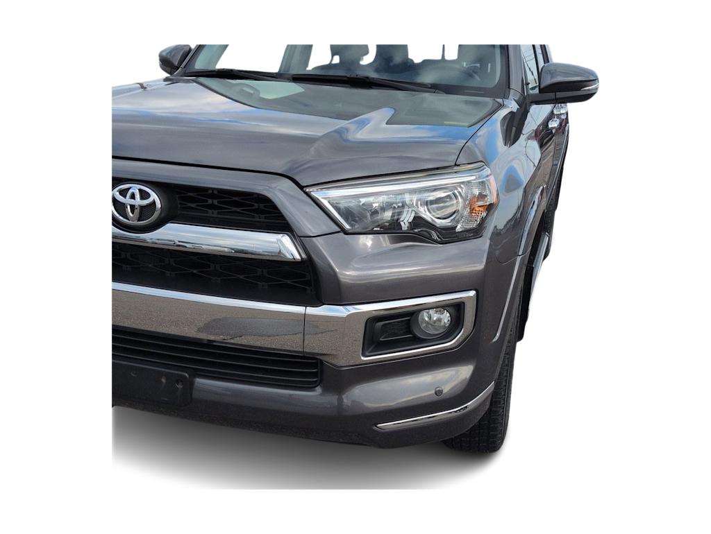 Thumbnail: 2018 Toyota 4Runner - 24