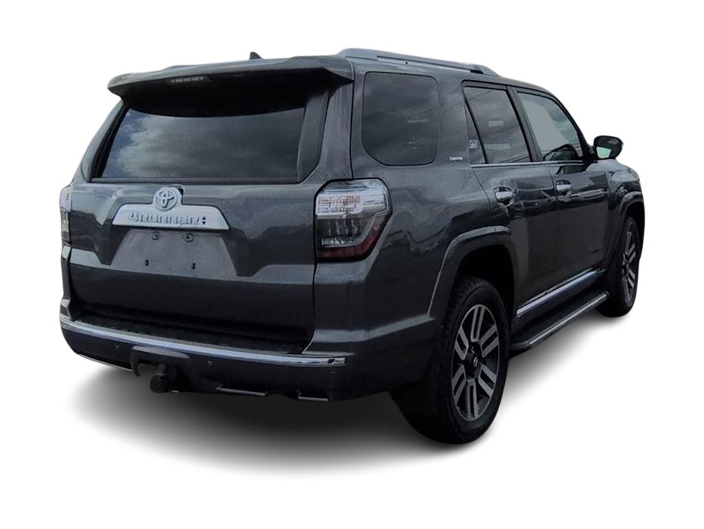 Thumbnail: 2018 Toyota 4Runner - 21