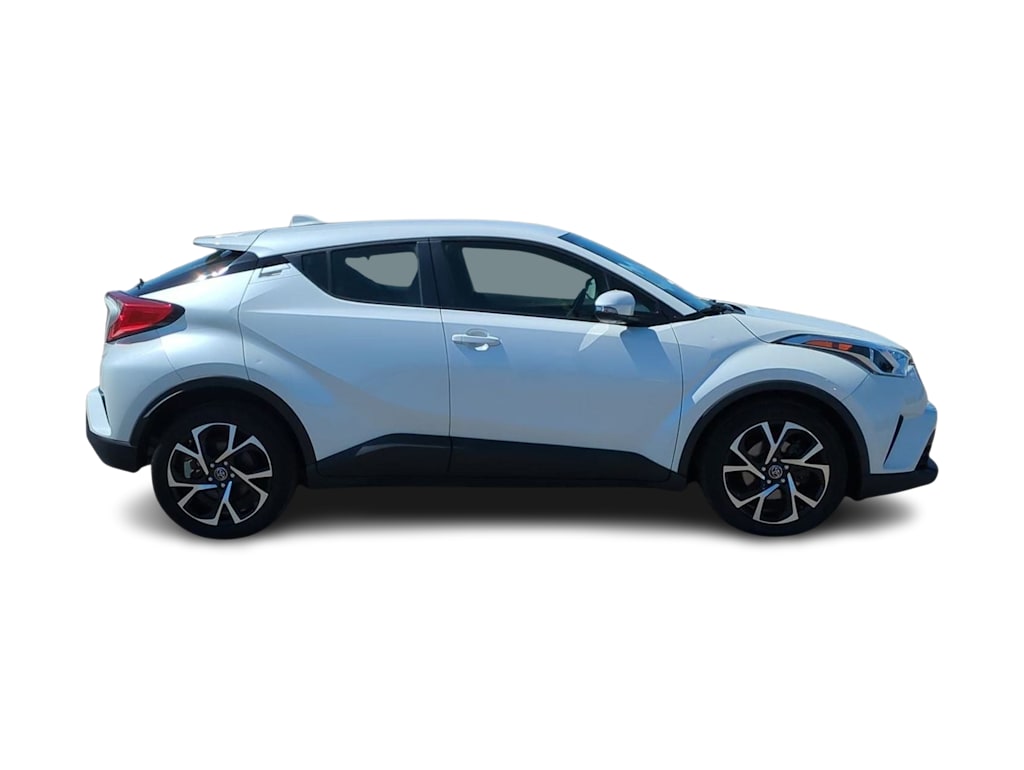 2019 Toyota C-HR LE 22