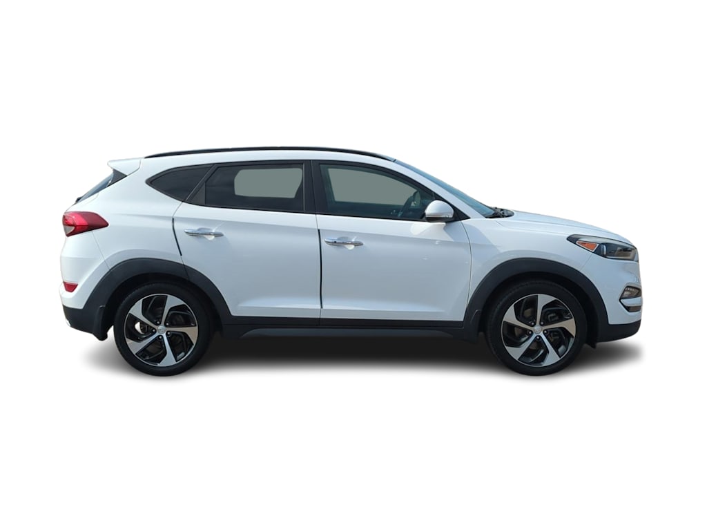Thumbnail: 2016 Hyundai Tucson - 21