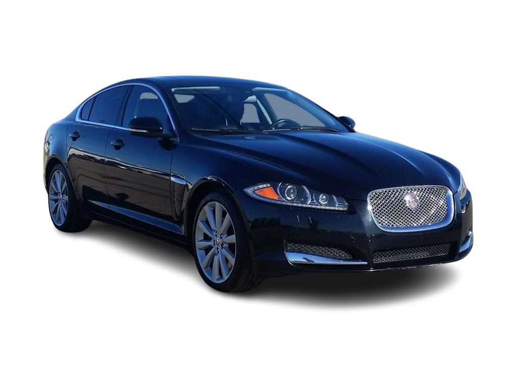 2014 Jaguar XF S 23