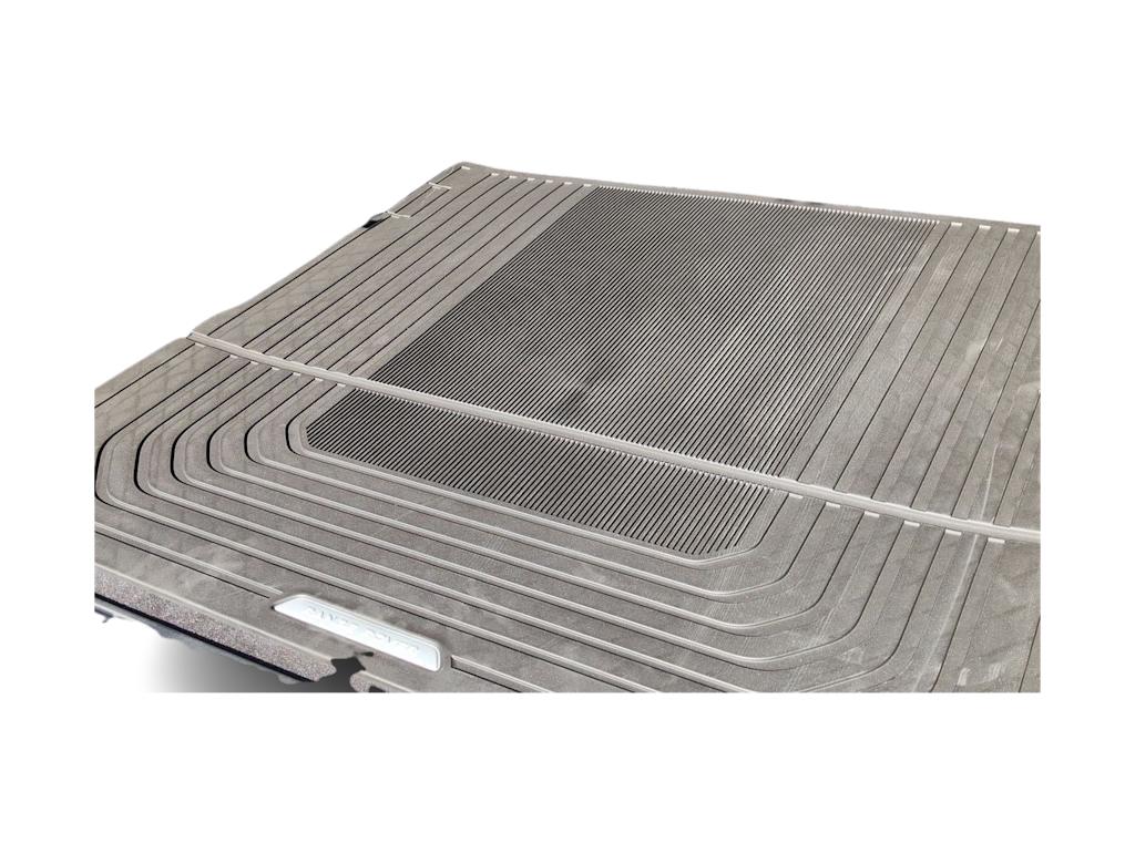 Thumbnail: 2026 Land Rover Range Rover Sport - 17