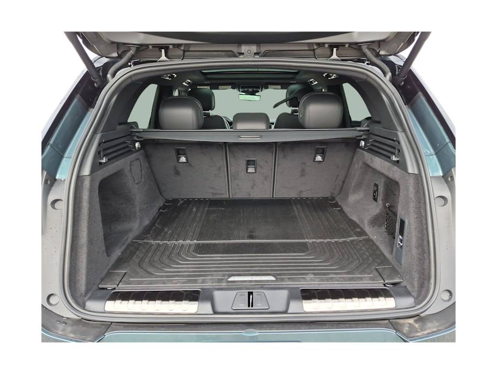Thumbnail: 2026 Land Rover Range Rover Sport - 37