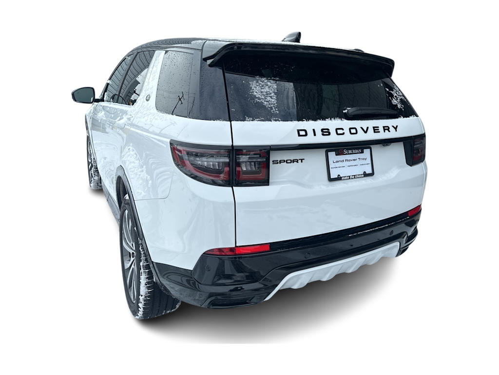 Thumbnail: 2025 Land Rover Discovery Sport - 12