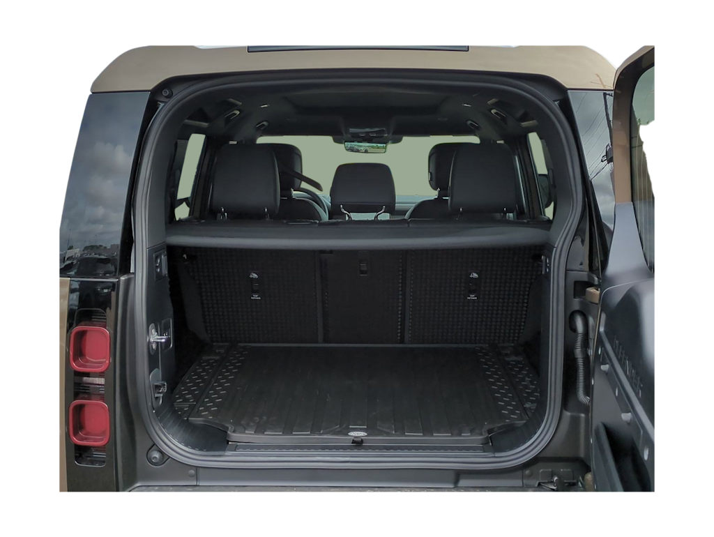 Thumbnail: 2025 Land Rover Defender - 17