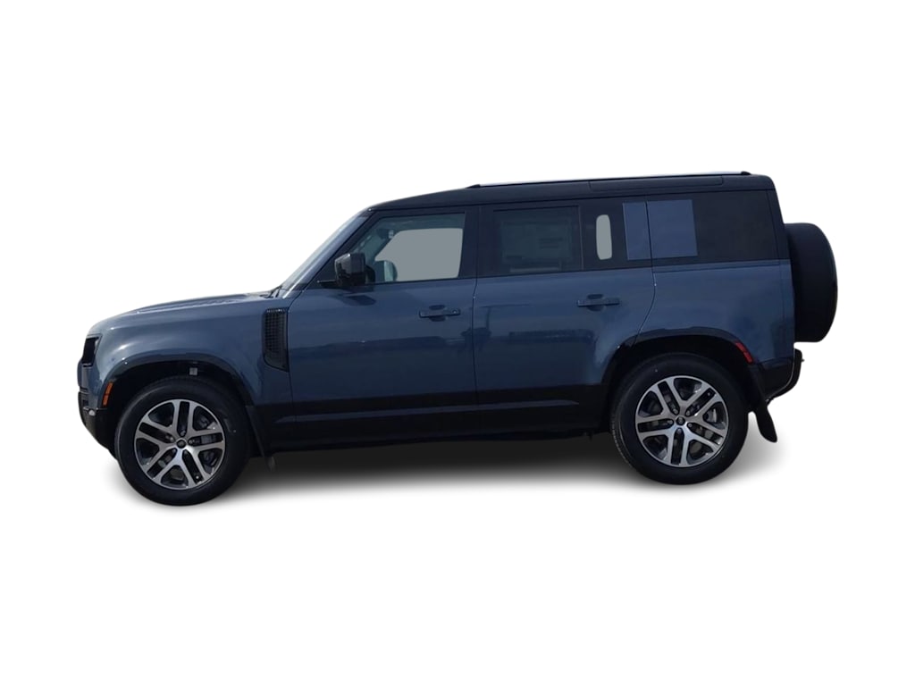 2025 Land Rover Defender 110 3