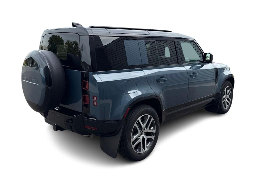 Thumbnail: 2025 Land Rover Defender - 9