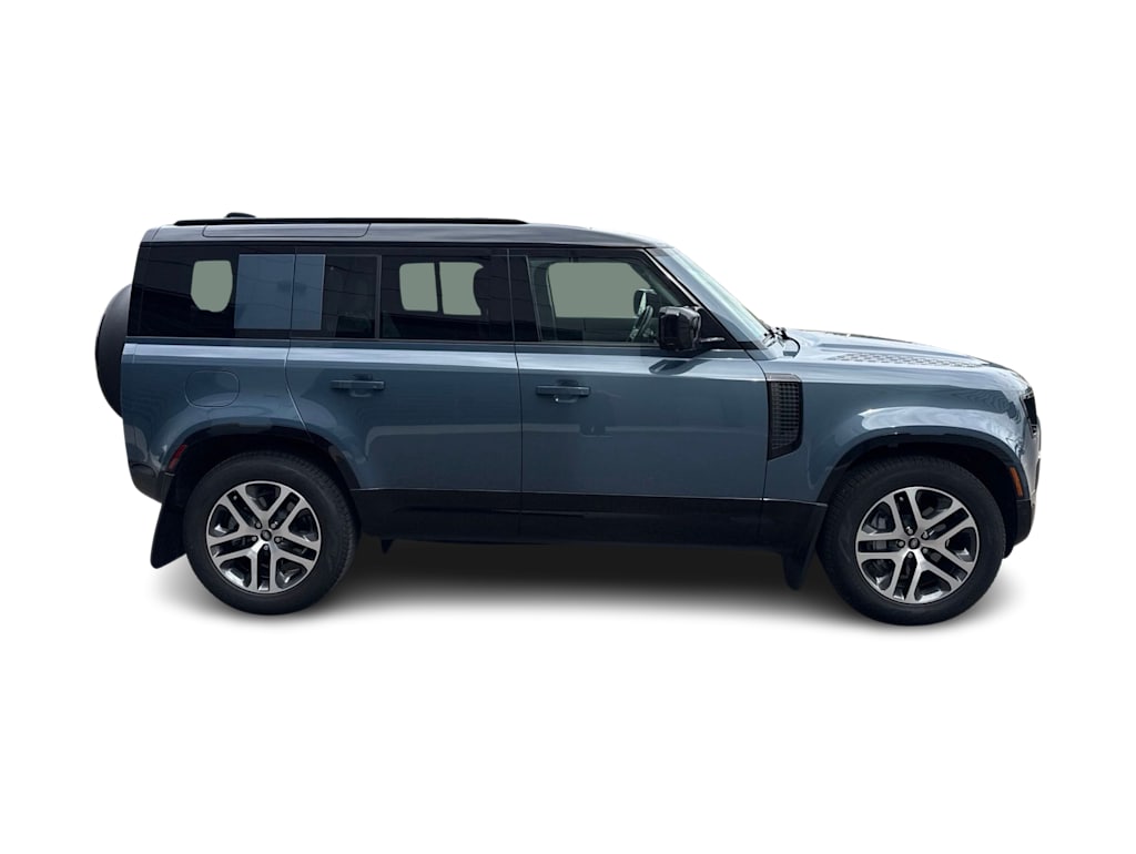 Thumbnail: 2025 Land Rover Defender - 10