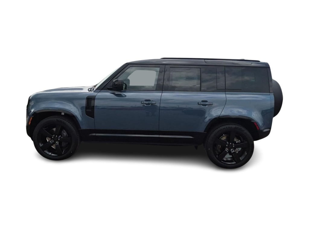 Thumbnail: 2026 Land Rover Defender - 3