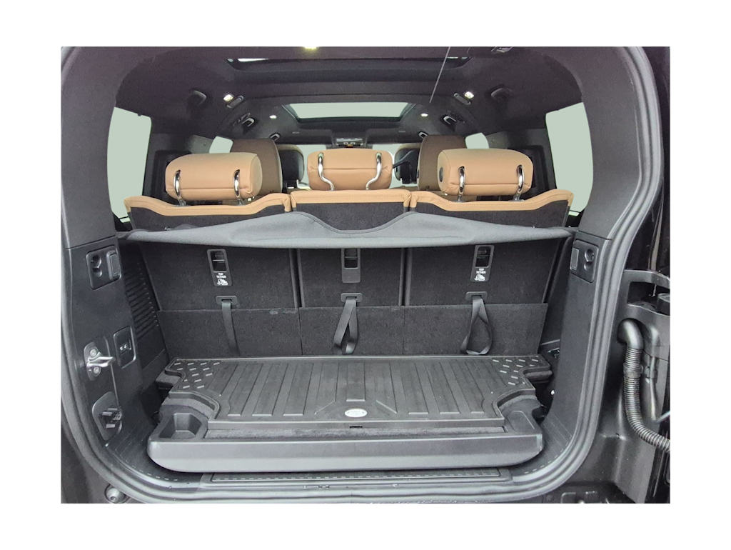 Thumbnail: 2026 Land Rover Defender - 40