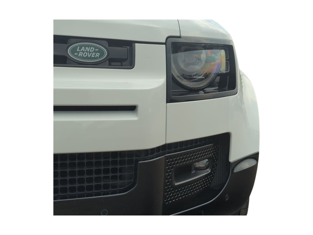 Thumbnail: 2025 Land Rover Defender - 21