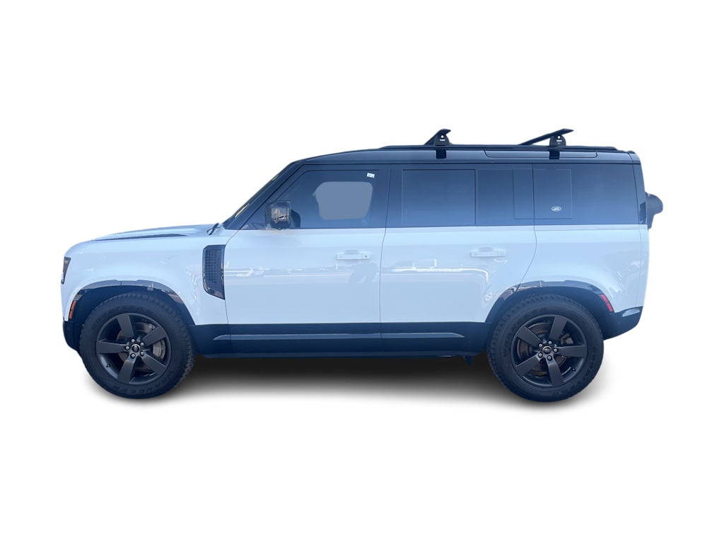 Thumbnail: 2022 Land Rover Defender - 3
