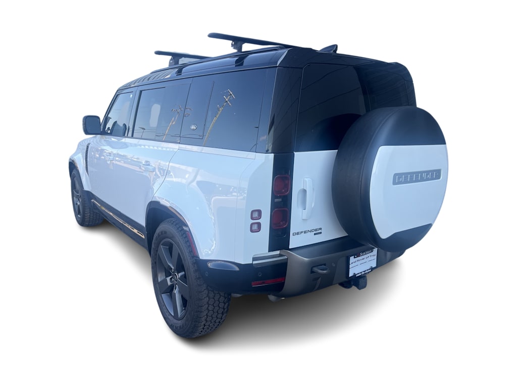 Thumbnail: 2022 Land Rover Defender - 4