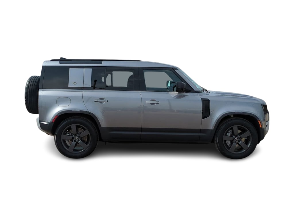 Thumbnail: 2024 Land Rover Defender - 22