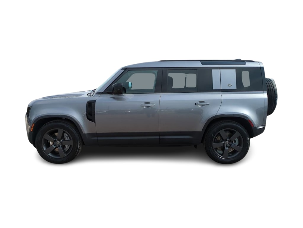 Thumbnail: 2024 Land Rover Defender - 3