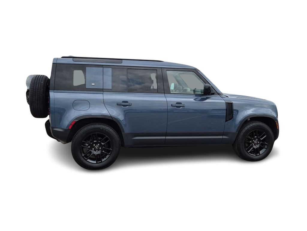 Thumbnail: 2024 Land Rover Defender - 21