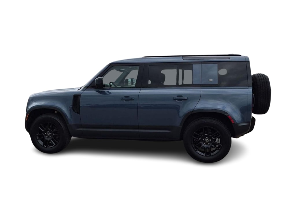Thumbnail: 2024 Land Rover Defender - 3