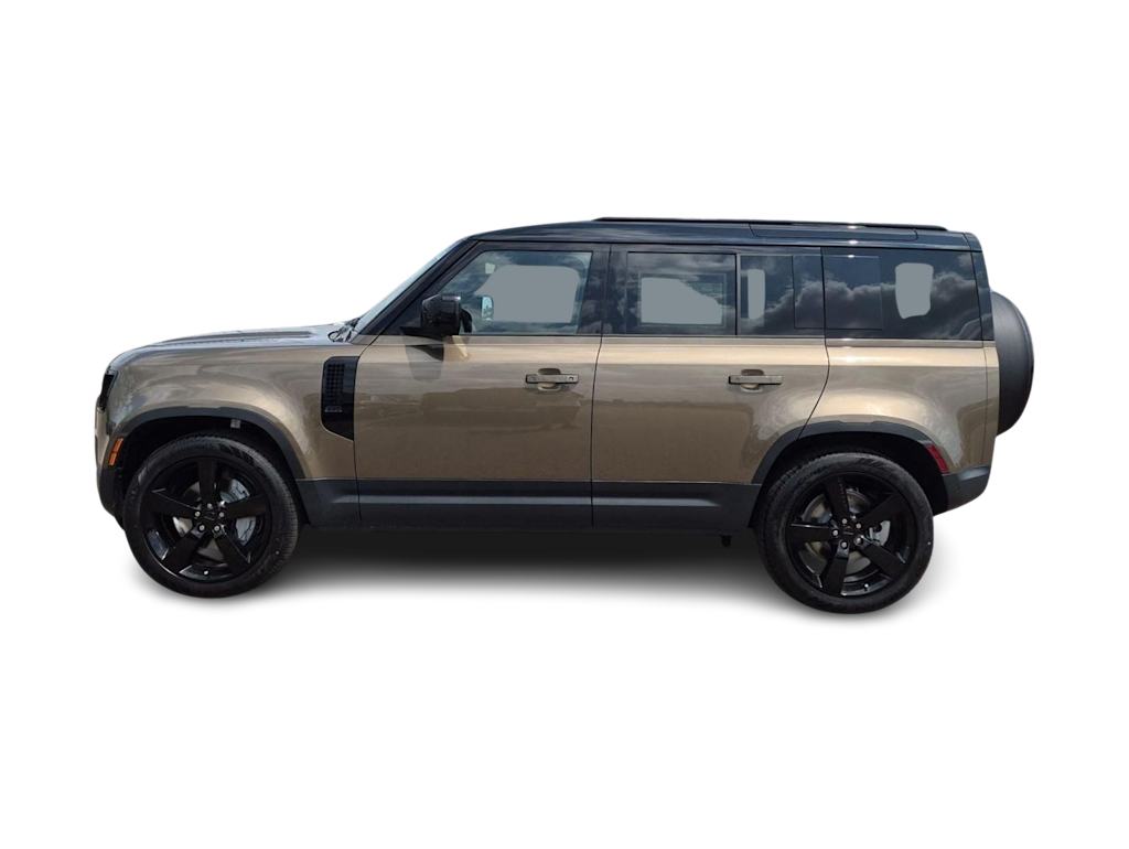 Thumbnail: 2026 Land Rover Defender - 3