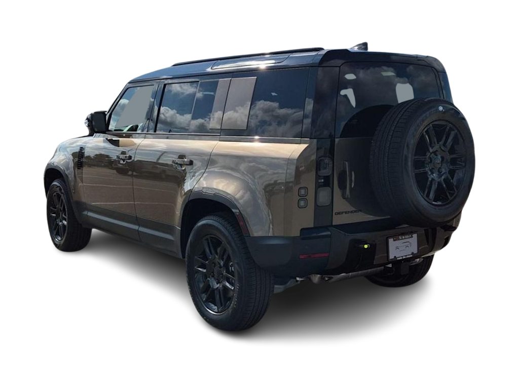 Thumbnail: 2026 Land Rover Defender - 4